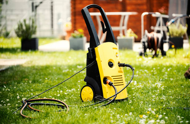Best Solar Panel Cleaning  in Milbank, SD